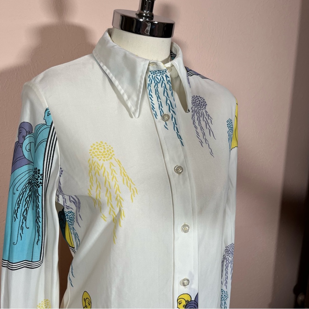 Vintage 1970 Mod Art Deco Lady Print Dagger collar Blouse - Picture 16 of 17